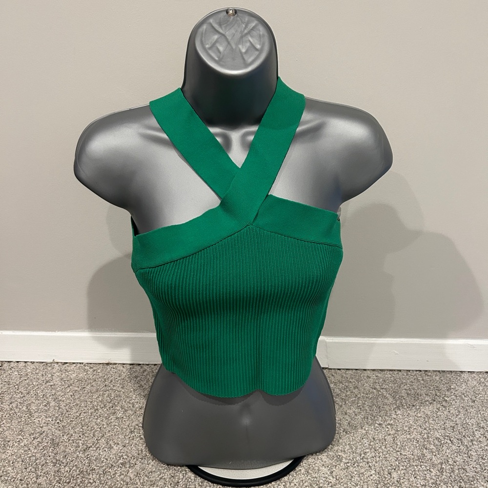 Aritzia Babaton Sculpt Knit Criss Cross Cropped Tank